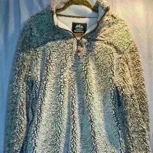 Sherpa quarter zip sweatshirt